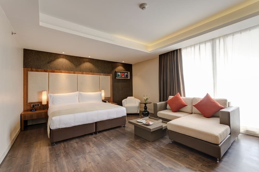 Suite King Room
