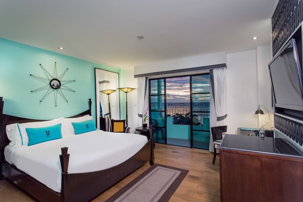 Sunset King Bed
