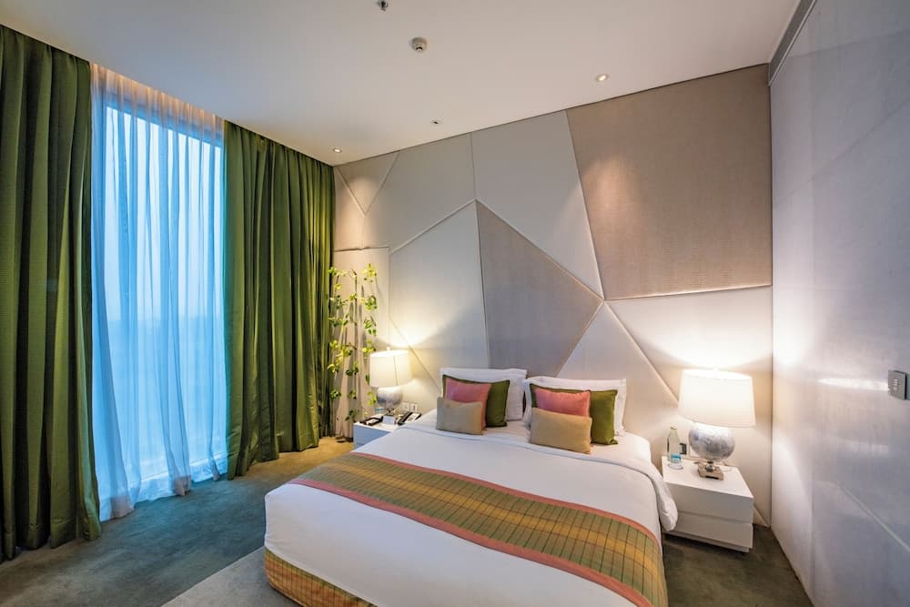 Suite King Room