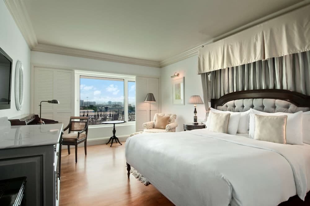 Executive King Room