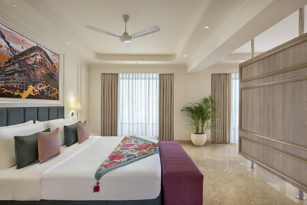 Suite King Room