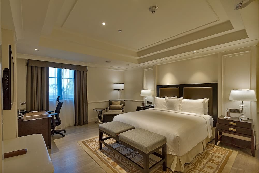 Queen City View Room
