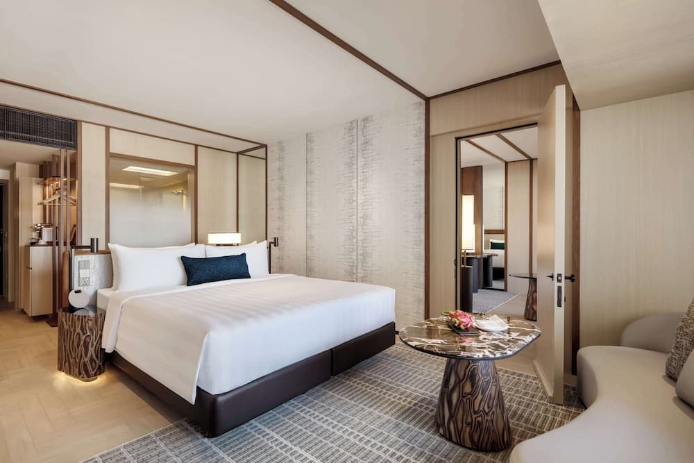 Premier King Or Twin Room