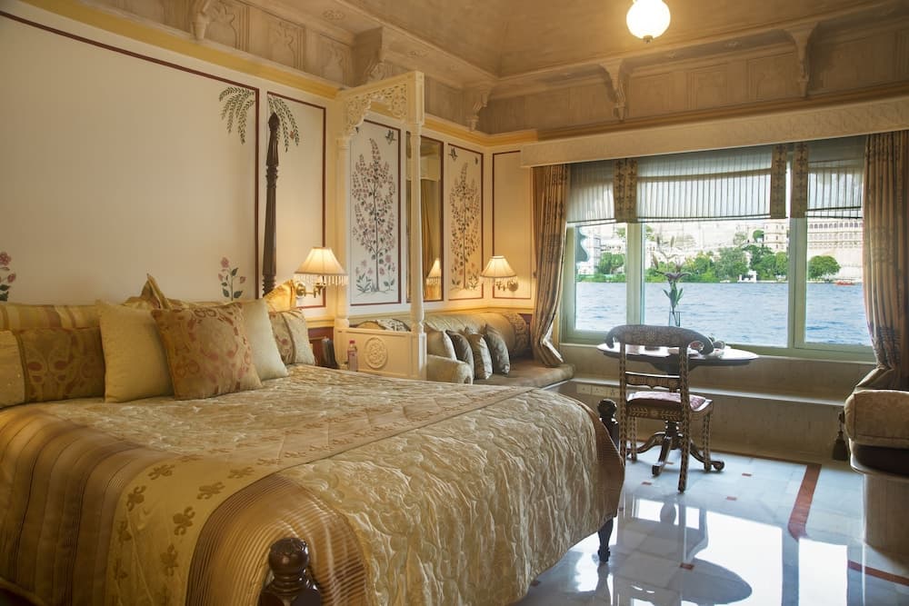Double Deluxe Lake View