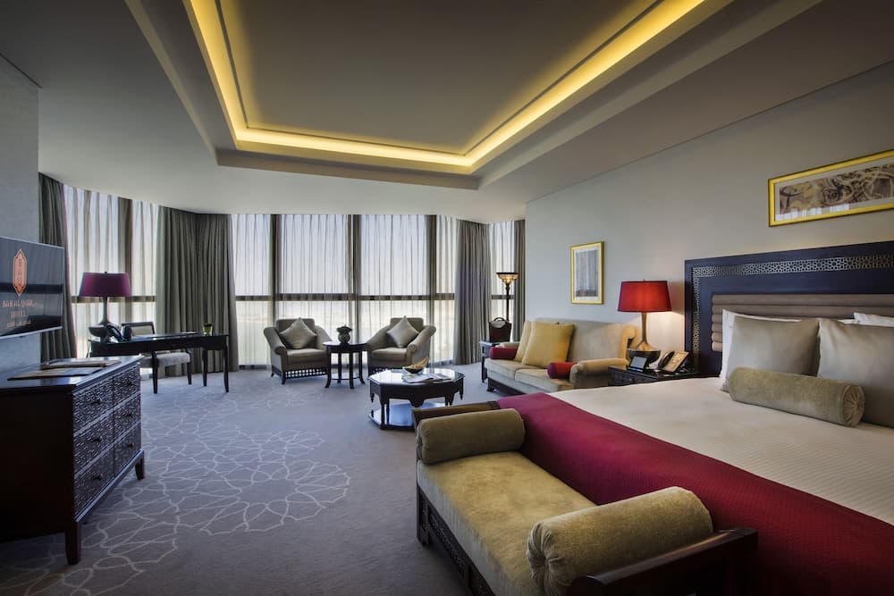 Junior Suite with One King Bed