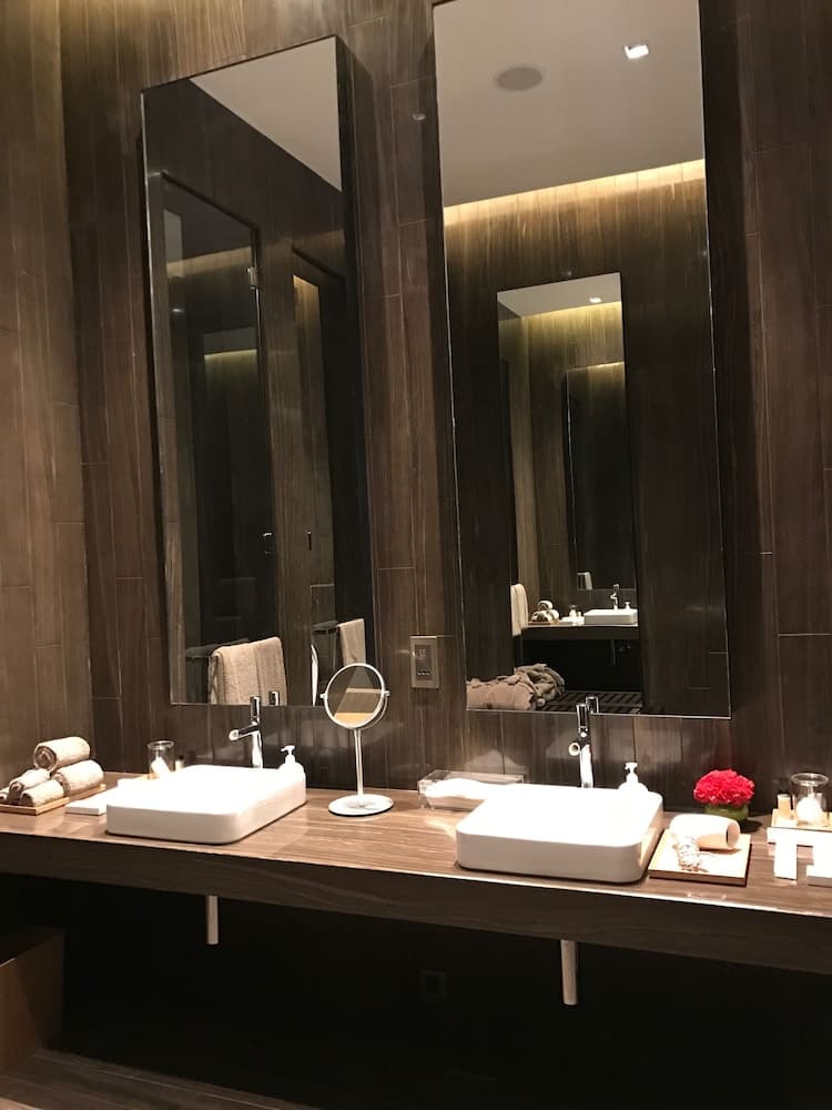 Suite King Terrace Room