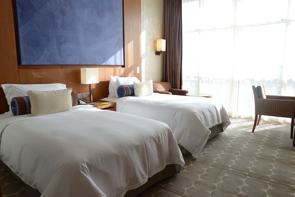Deluxe Twin Pool View Balcony Room