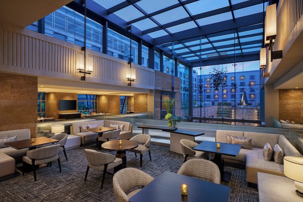 Club King Room