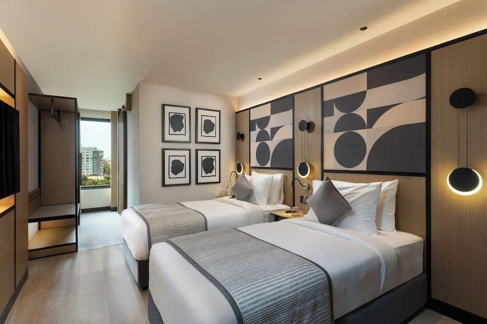 Standard King Room