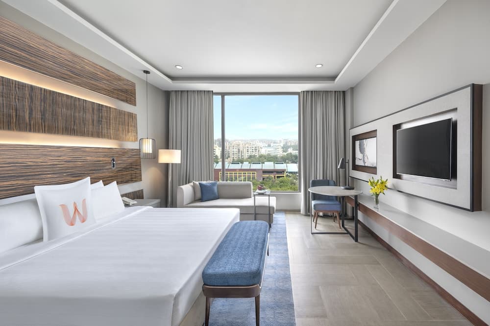Superior King Room