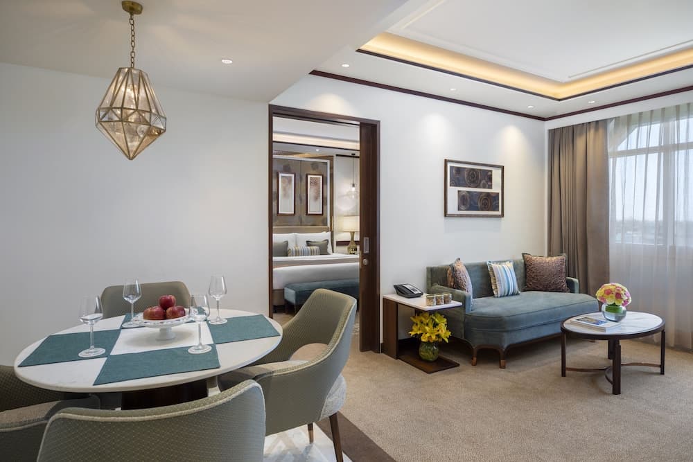 Suite King Room