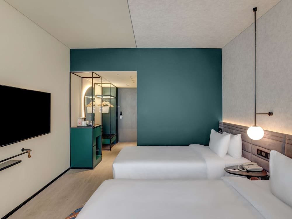 Premier Twin Room