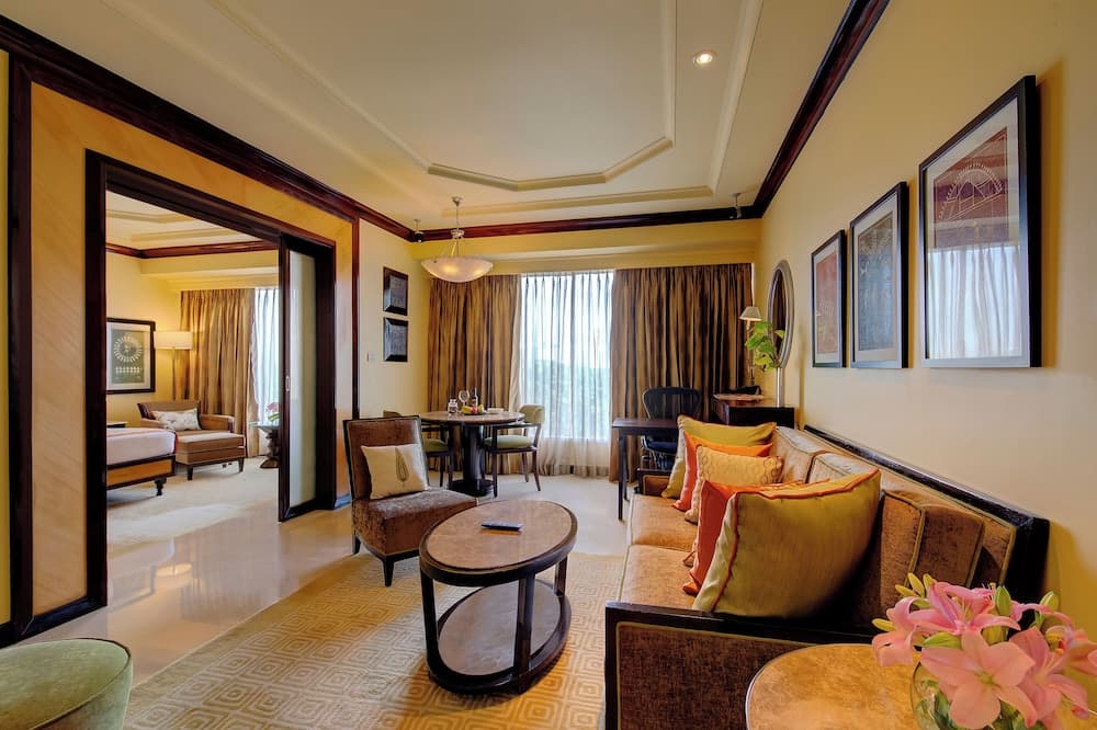 Suite King Room