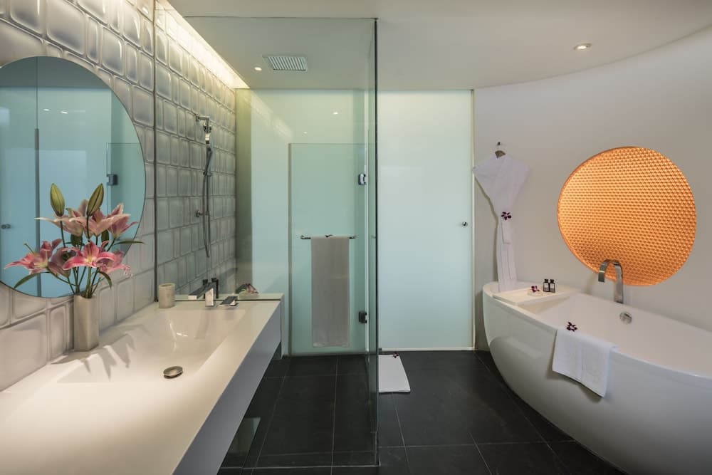 Luxury King Room