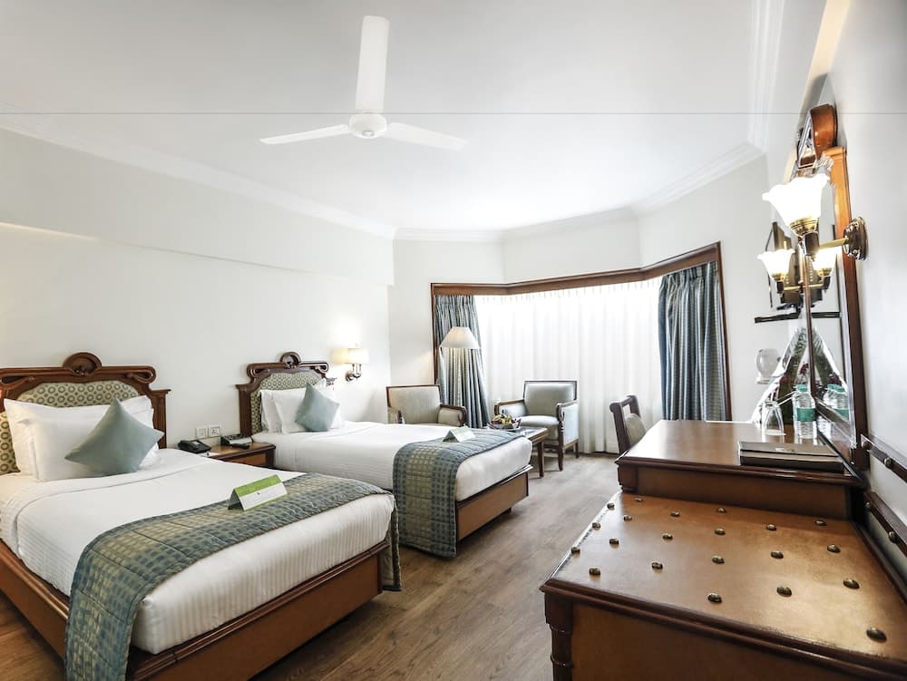 Luxury King Room