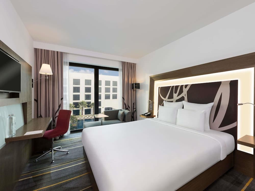 Premier Double Pool View Room