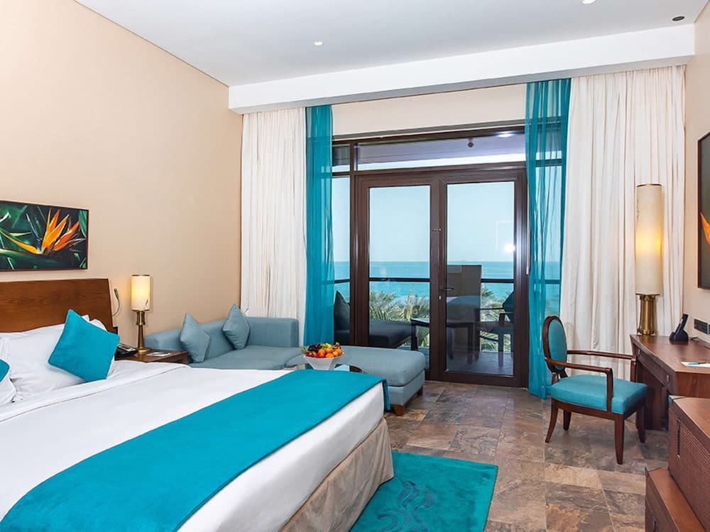 Luxury King Sea View Balcony Room