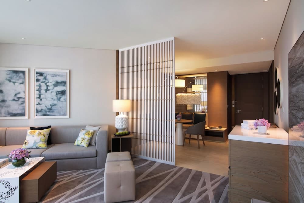 Suite King Room