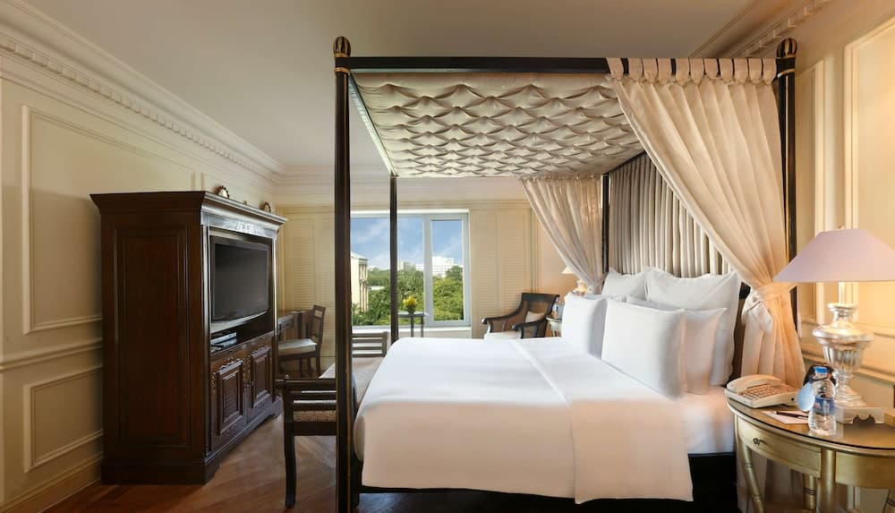 Suite King Room
