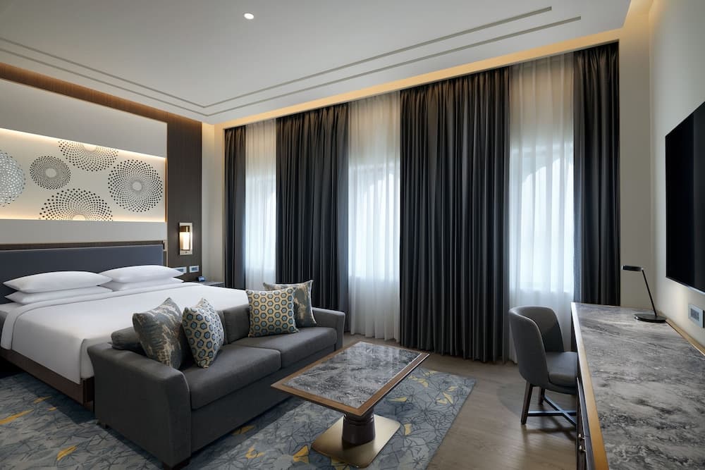 Royal King Room
