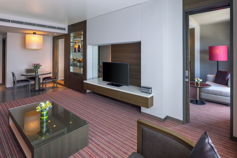 Suite King Room