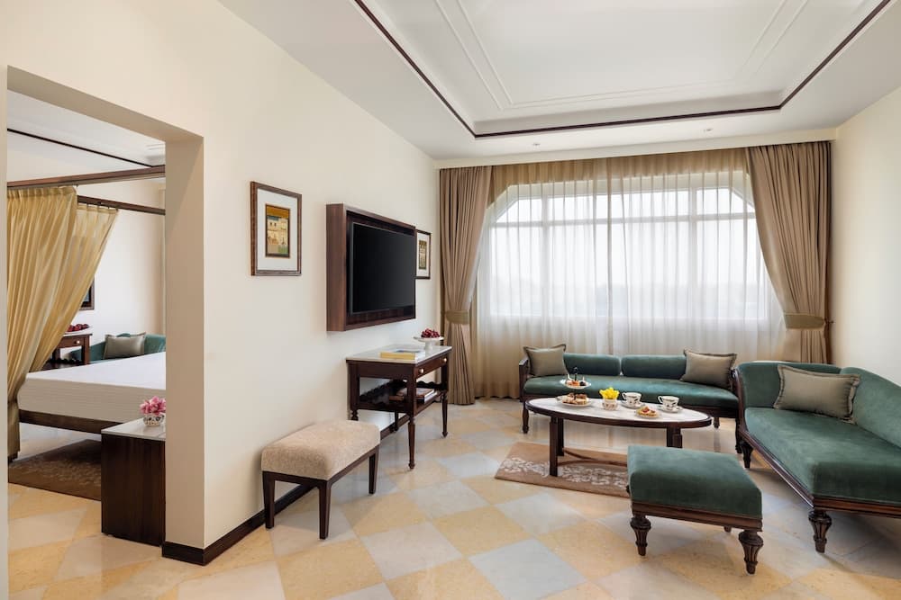 Suite King Room