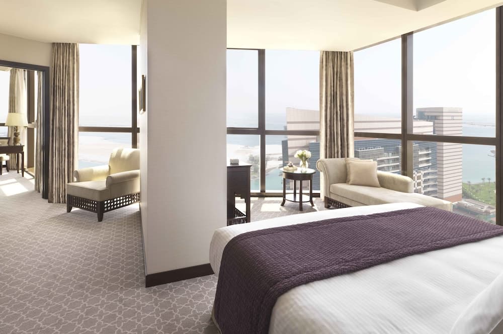 Suite King Sea View Room