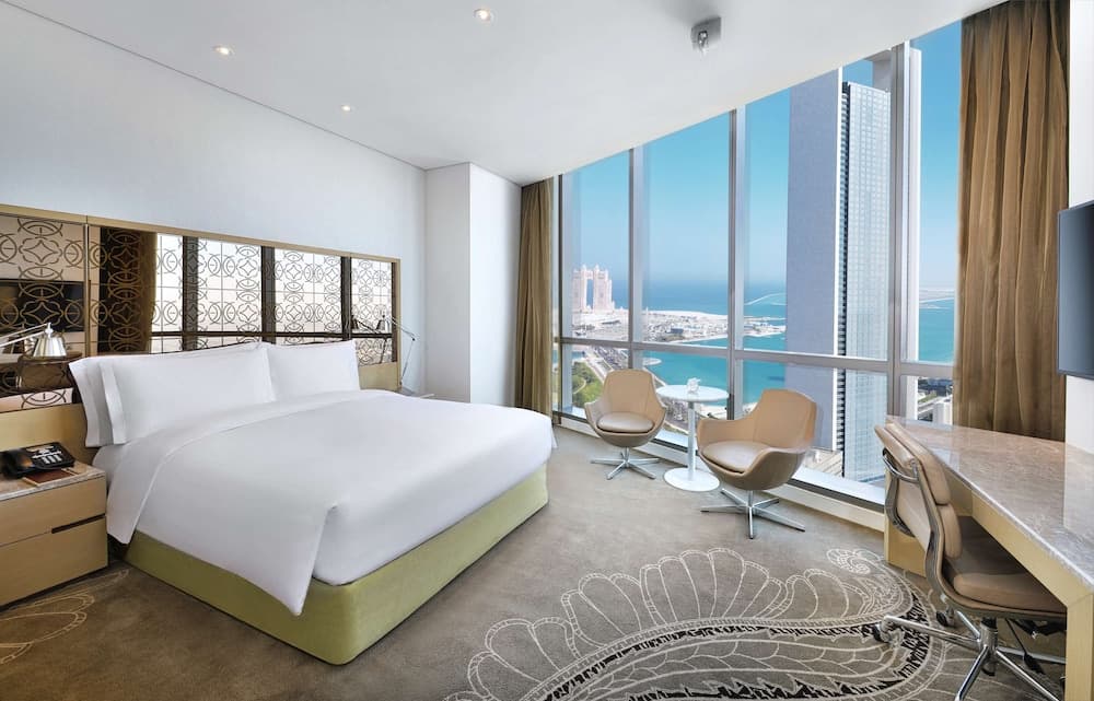 Superior Queen Sea View Accessible Room