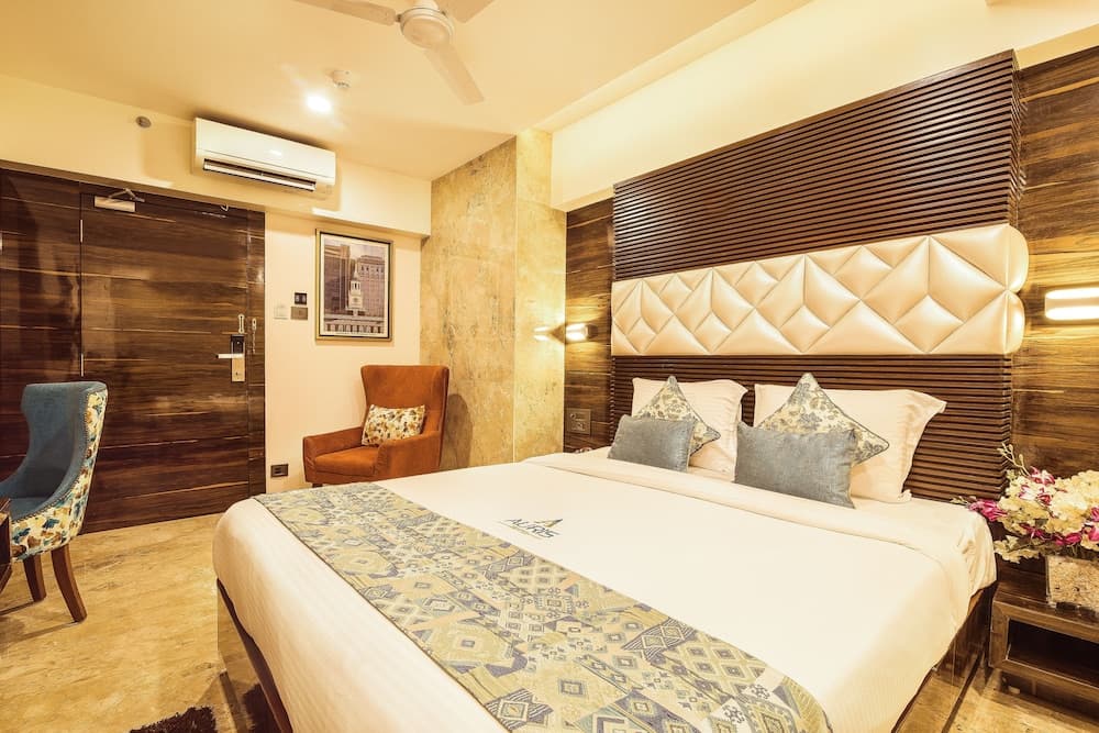 Queen Room