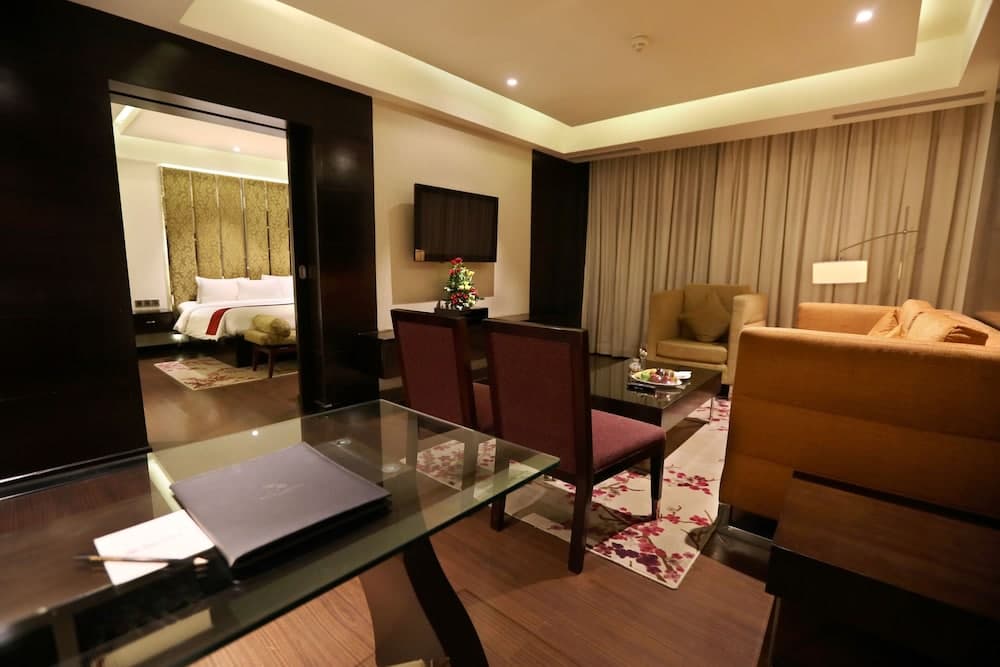 Suite King Room