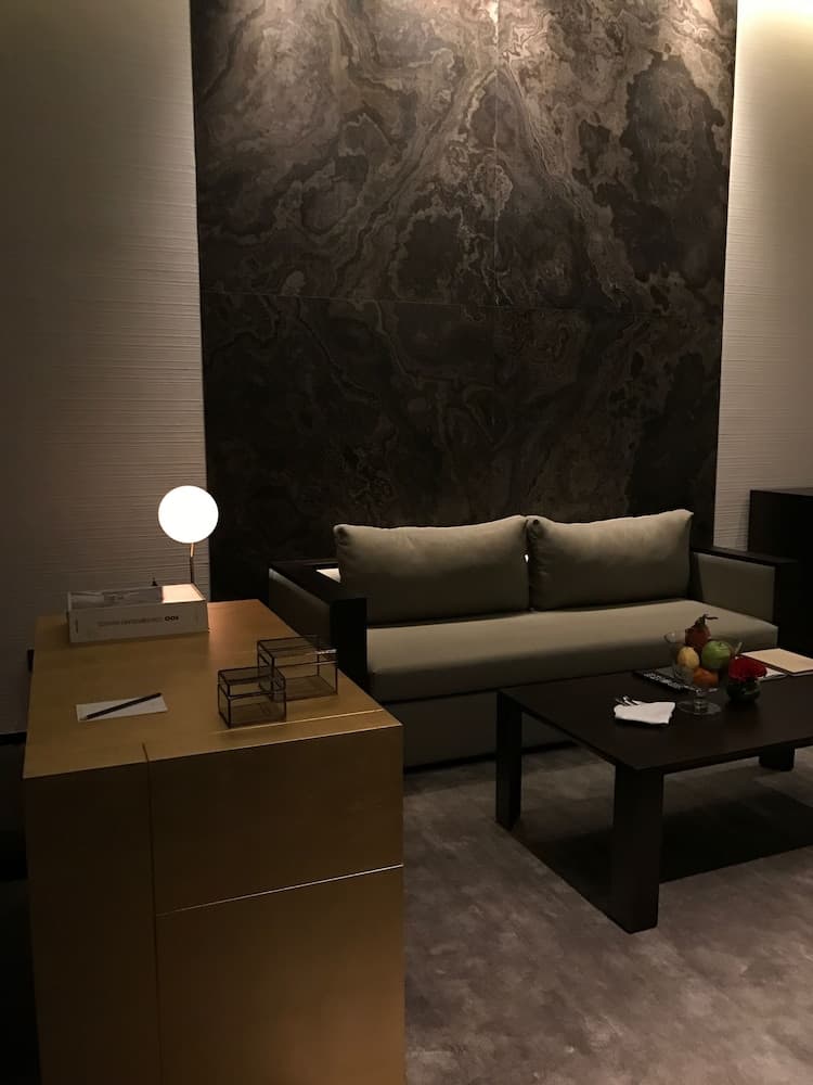 Suite King Terrace Room