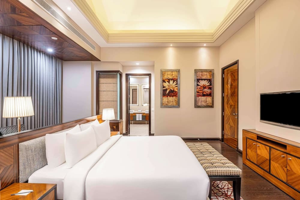 Suite King Room