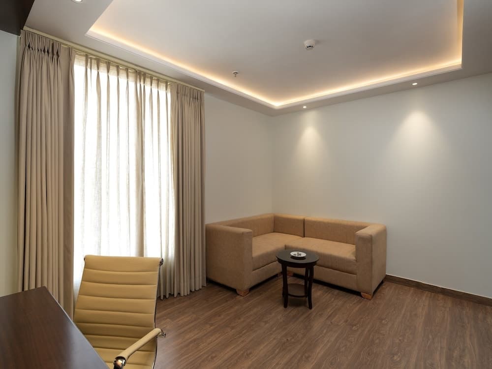 Family Queen Room