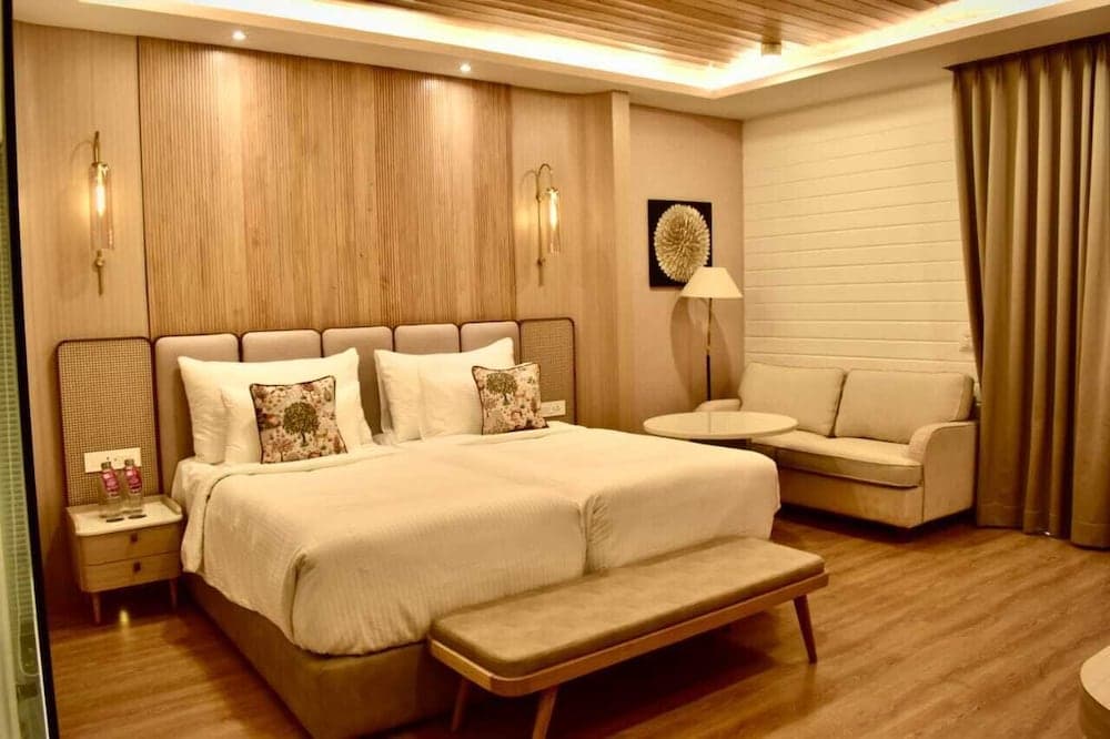 Double Balcony Room