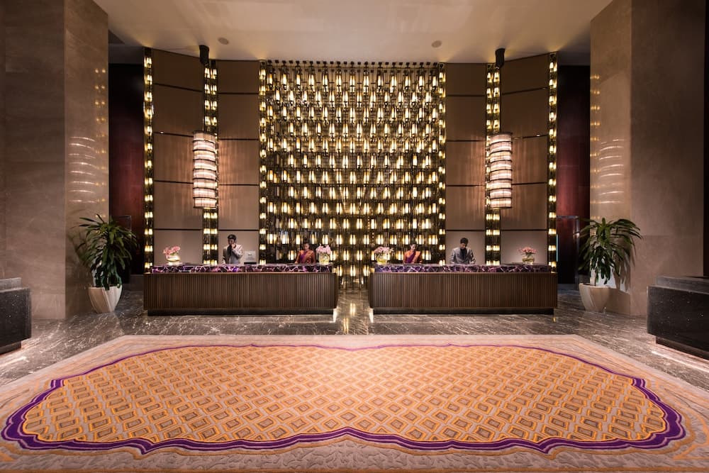 Premier King Room