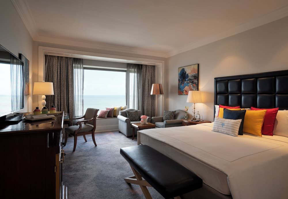 King Sea View Room