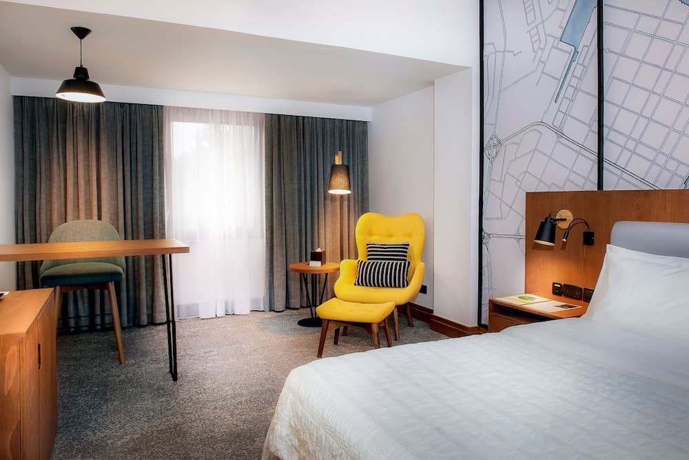 Deluxe King City View Room
