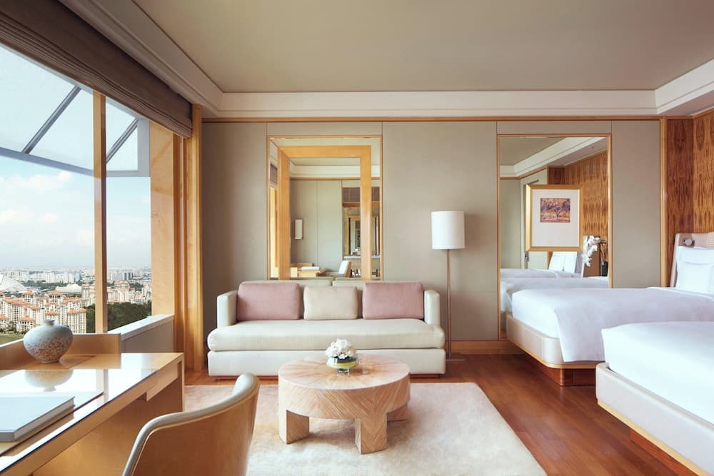 Club Twin City View High Floor Room