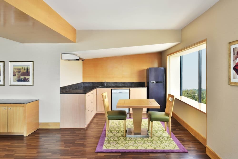 Suite King Room