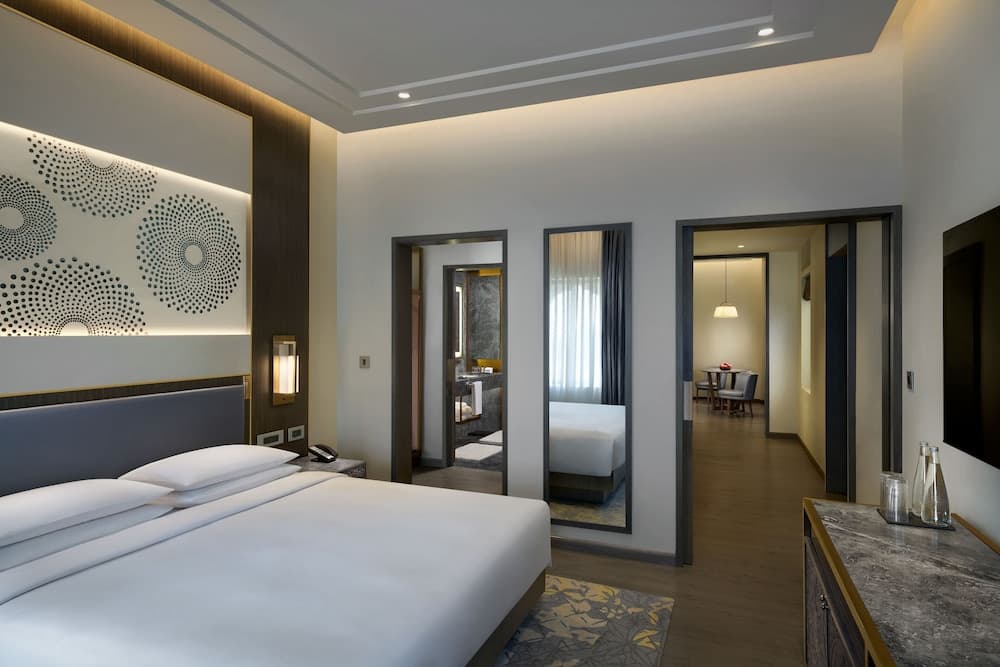 Suite King Room