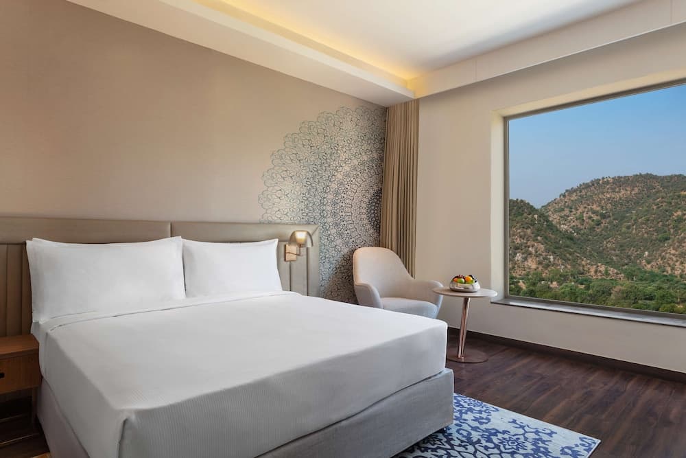Suite King Room