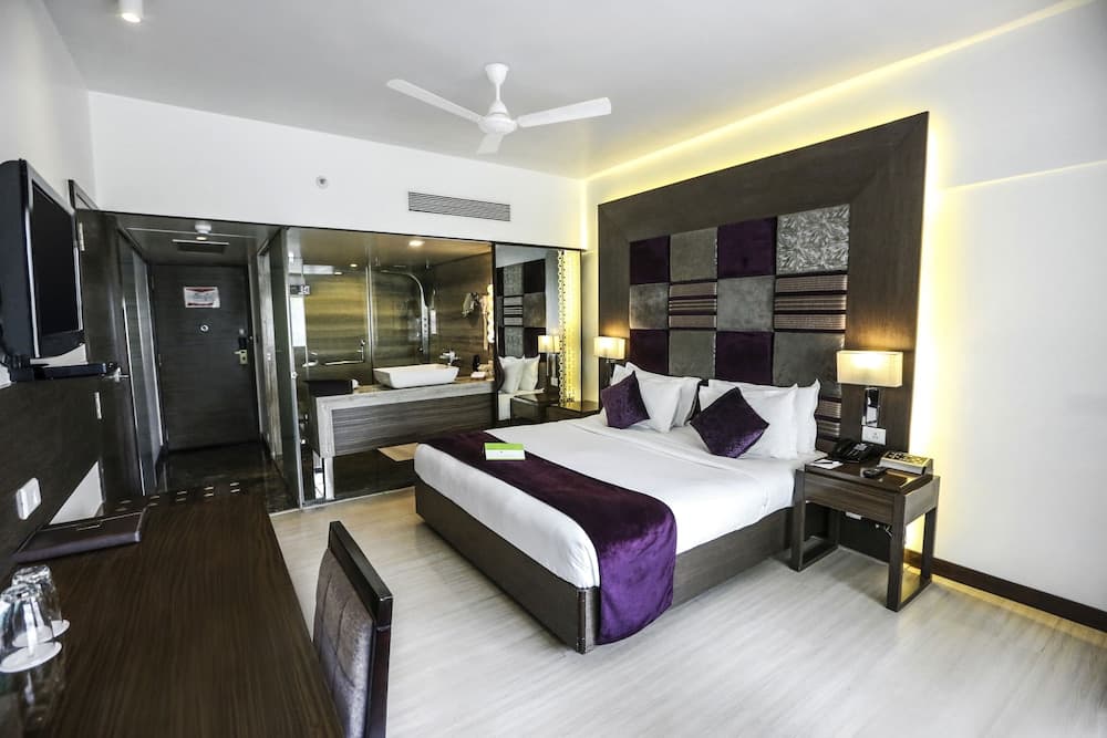 Suite King Room