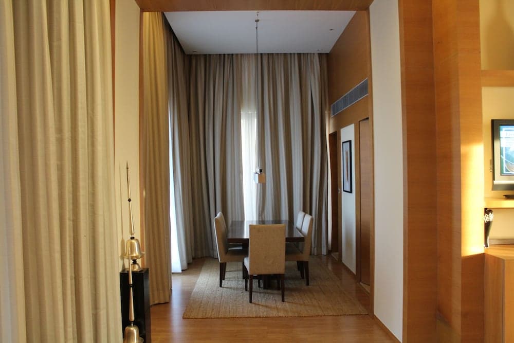Suite Terrace Room