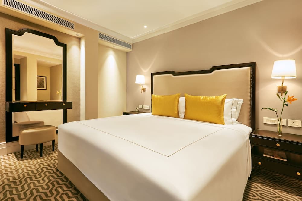 Suite King Room
