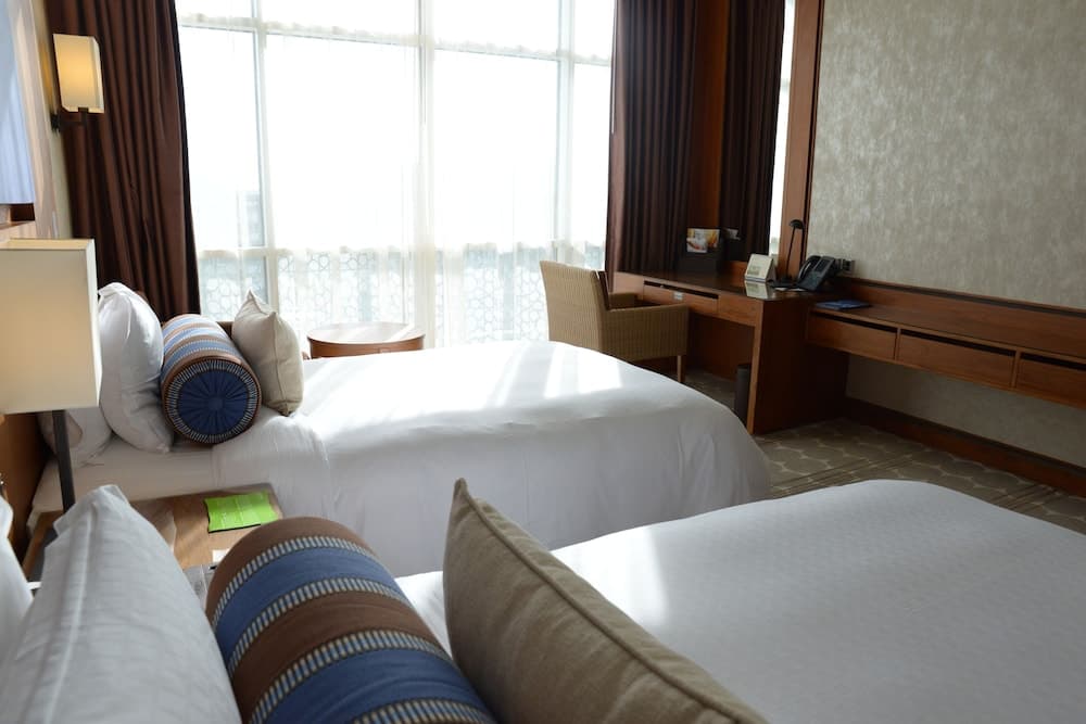 Deluxe Twin Pool View Balcony Room