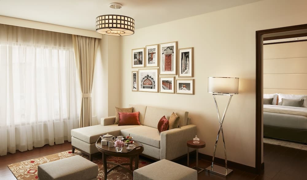 Suite King Room