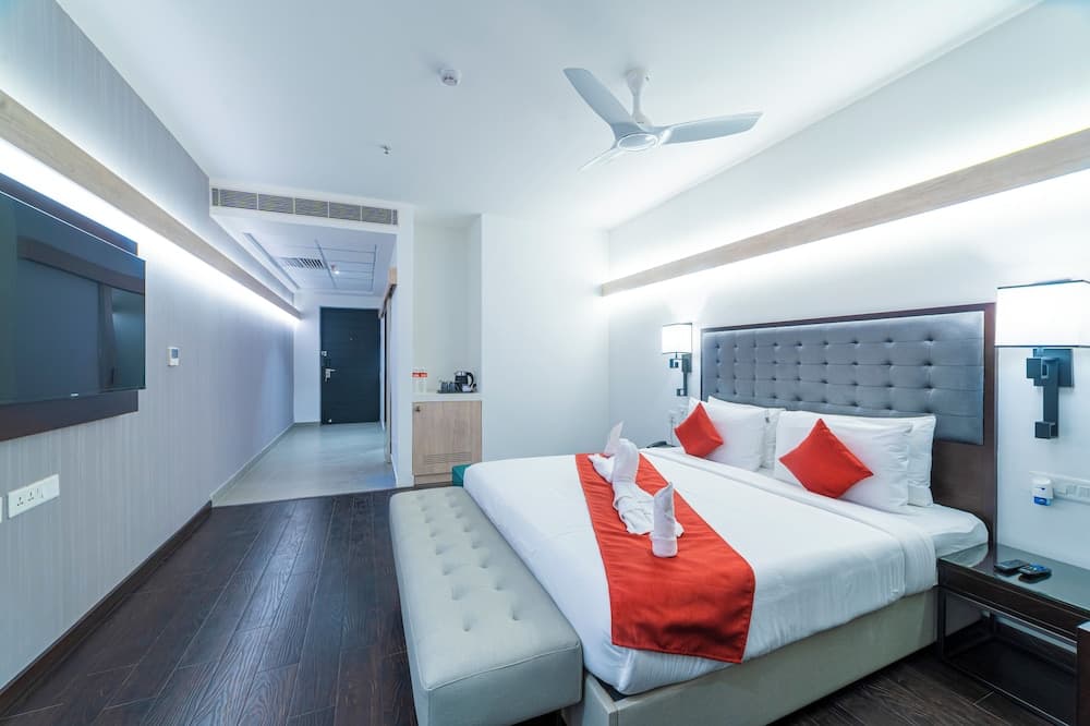 Business King Room