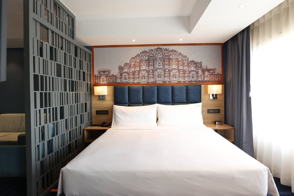 Suite King Room