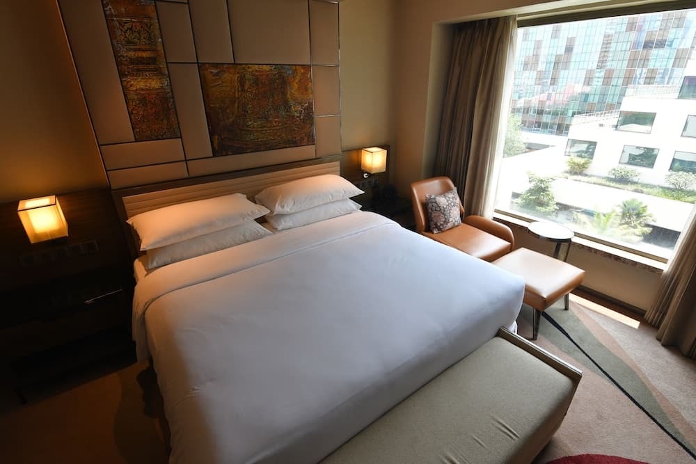 Club Twin Room