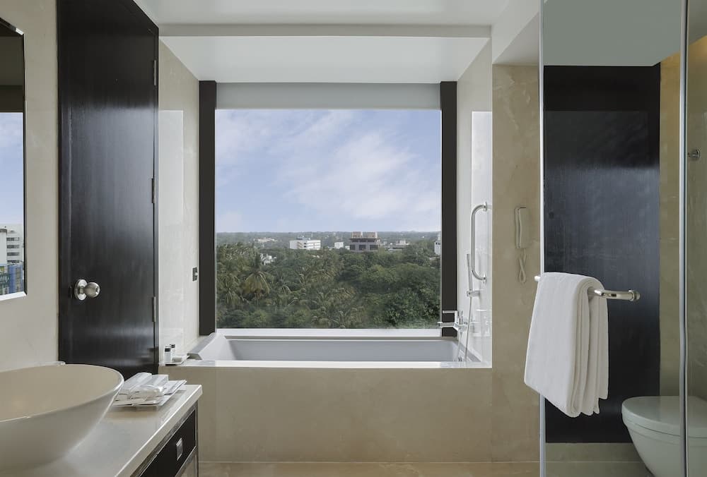 Suite King Smoking Room